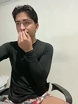 Tavinho067 online show from 05/24/26, 10:53