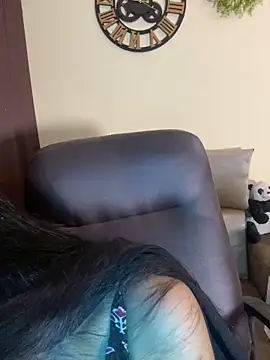 its ur flora online show from 02/24/26, 09:15