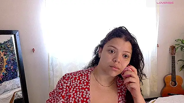 Snapshot of Amanda_sweet chatting on 04/30/26, 12:56 Amanda sweet online show from 04/30/26, 12:56
