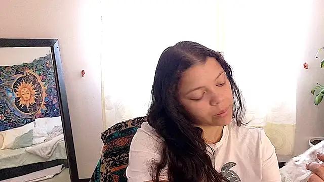 Snapshot of Amanda_sweet chatting on 06/13/26, 12:47 Amanda sweet online show from 06/13/26, 12:47