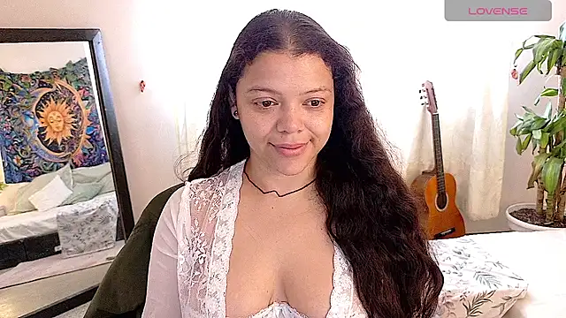 Snapshot of Amanda_sweet chatting on 07/13/26, 01:54 Amanda sweet online show from 07/13/26, 01:54