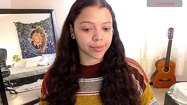 Snapshot of Amanda_sweet chatting on 07/05/26, 01:18 Amanda sweet online show from 07/05/26, 01:18