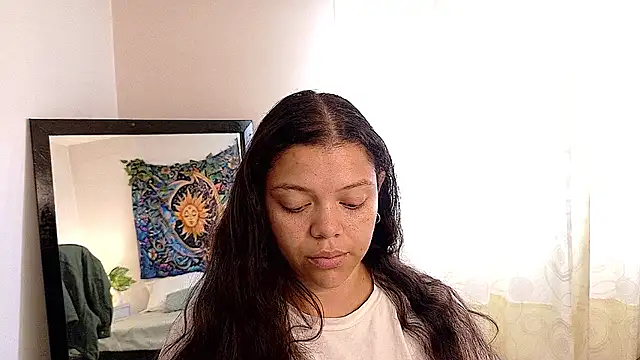 Snapshot of Amanda_sweet chatting on 06/25/26, 02:11 Amanda sweet online show from 06/25/26, 02:11