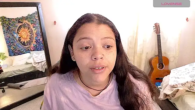 Snapshot of Amanda_sweet chatting on 07/10/26, 01:22 Amanda sweet online show from 07/10/26, 01:22