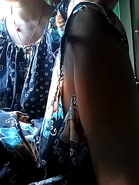 Desi couple305 online show from 09/22/25, 02:28