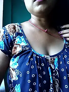 Desi couple305 online show from 09/24/25, 02:40