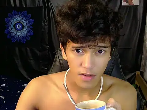 kenbigcockxx online show from 02/06/26, 09:44