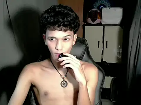 kenbigcockxx online show from 11/23/25, 06:29