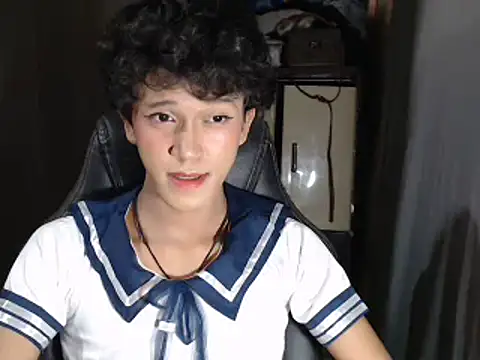 Snapshot of kenbigcockxx chatting on 10/07/25, 03:24 kenbigcockxx online show from 10/07/25, 03:24