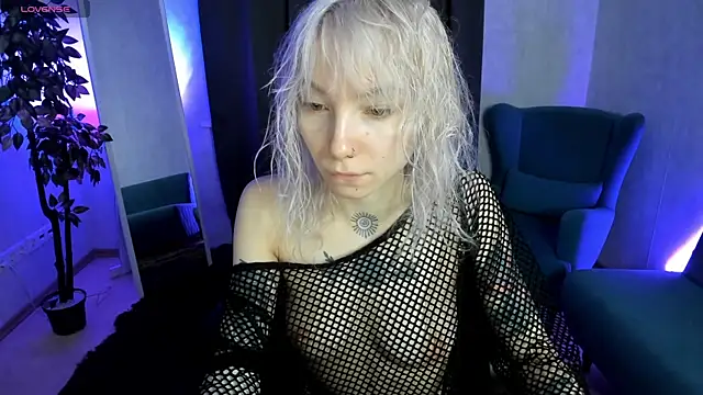 Snapshot of tattoo_art_baby chatting on 01/10/26, 12:39 tattoo art baby online show from 01/10/26, 12:39