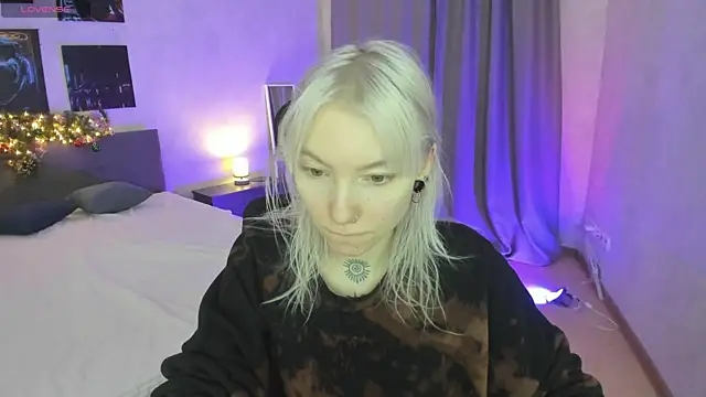 Snapshot of tattoo_art_baby chatting on 01/09/26, 01:34 tattoo art baby online show from 01/09/26, 01:34