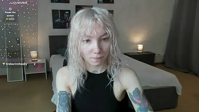 Snapshot of tattoo_art_baby chatting on 12/05/25, 01:38 tattoo art baby online show from 12/05/25, 01:38