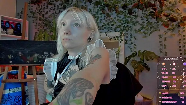 Snapshot of tattoo_art_baby chatting on 06/25/26, 02:53 tattoo art baby online show from 06/25/26, 02:53