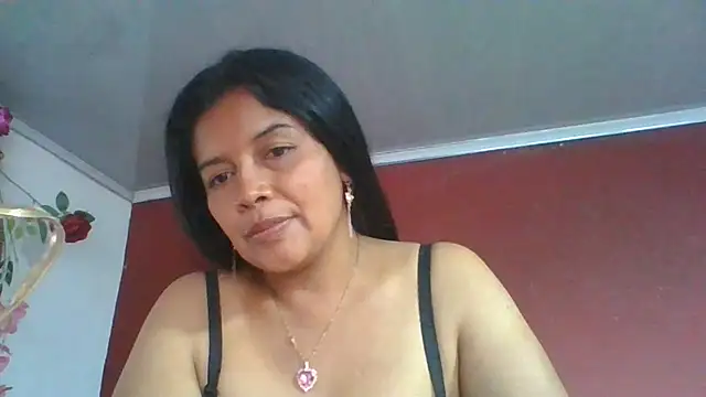 Snapshot of DianaOchoa_ chatting on 06/24/26, 08:28 DianaOchoa online show from 06/24/26, 08:28