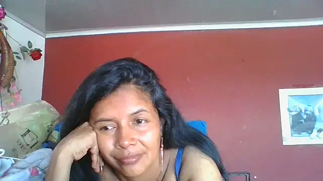 Snapshot of DianaOchoa_ chatting on 06/13/26, 03:04 DianaOchoa online show from 06/13/26, 03:04