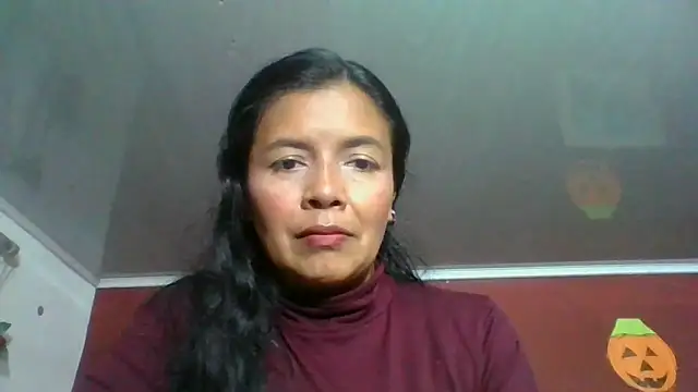 Snapshot of DianaOchoa_ chatting on 11/13/25, 04:49 DianaOchoa online show from 11/13/25, 04:49