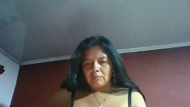 Snapshot of DianaOchoa_ chatting on 06/28/26, 06:20 DianaOchoa online show from 06/28/26, 06:20