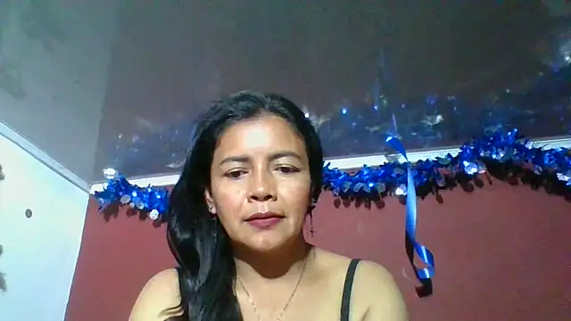 Snapshot of DianaOchoa_ chatting on 11/20/25, 09:43 DianaOchoa online show from 11/20/25, 09:43