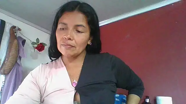 DianaOchoa  online show from 04/27/26, 08:40