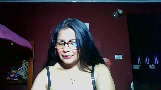 DianaOchoa  online show from 10/06/25, 12:56