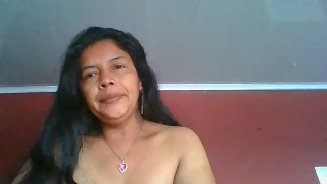 Snapshot of DianaOchoa_ chatting on 06/23/26, 12:47 DianaOchoa online show from 06/23/26, 12:47