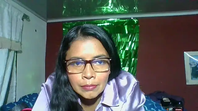 DianaOchoa  online show from 10/19/25, 04:04