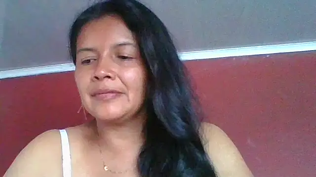 Snapshot of DianaOchoa_ chatting on 06/13/26, 08:40 DianaOchoa online show from 06/13/26, 08:40