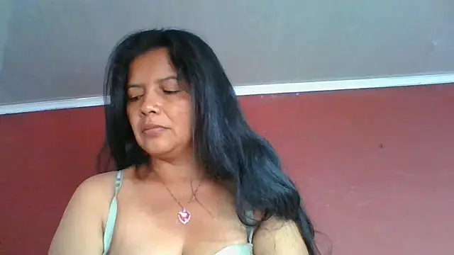 Snapshot of DianaOchoa_ chatting on 07/01/26, 12:27 DianaOchoa online show from 07/01/26, 12:27