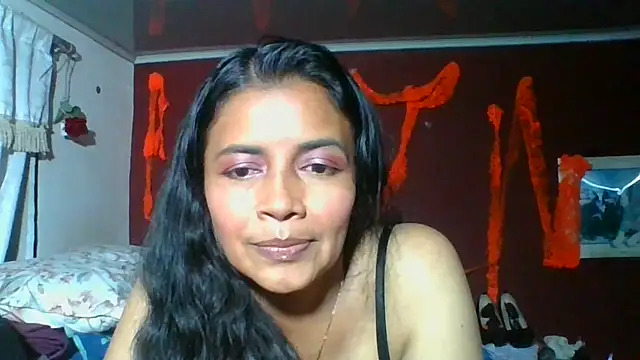 Snapshot of DianaOchoa_ chatting on 10/26/25, 02:56 DianaOchoa online show from 10/26/25, 02:56