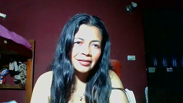 DianaOchoa  online show from 10/03/25, 10:17