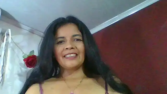 Snapshot of DianaOchoa_ chatting on 03/10/26, 02:59 DianaOchoa online show from 03/10/26, 02:59