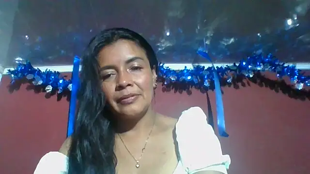 Snapshot of DianaOchoa_ chatting on 12/18/25, 08:52 DianaOchoa online show from 12/18/25, 08:52