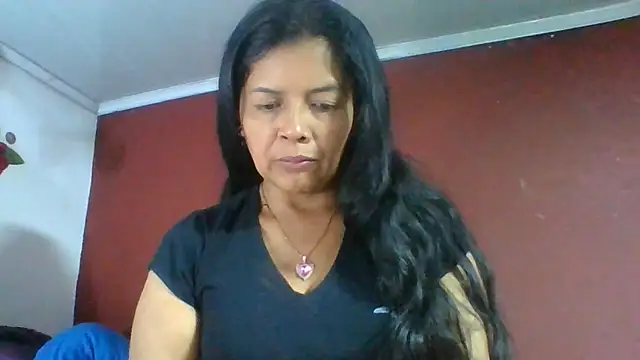 Snapshot of DianaOchoa_ chatting on 03/13/26, 09:25 DianaOchoa online show from 03/13/26, 09:25