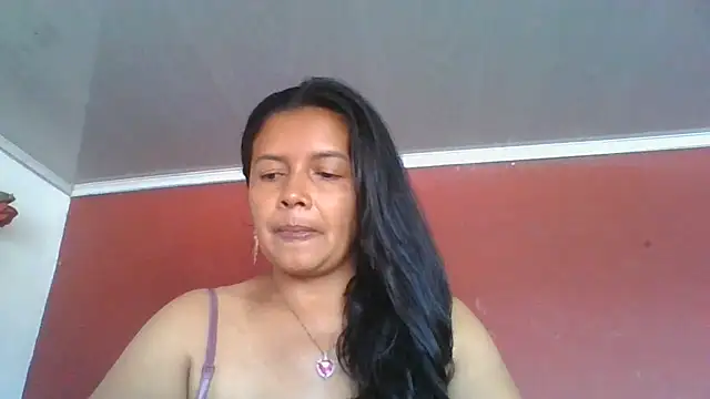 Snapshot of DianaOchoa_ chatting on 07/15/26, 08:49 DianaOchoa online show from 07/15/26, 08:49