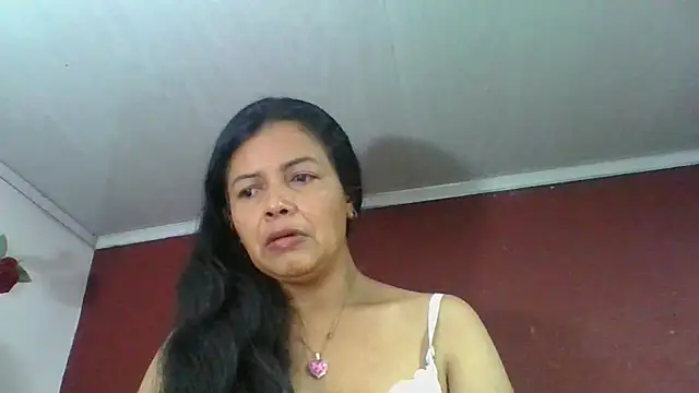 Snapshot of DianaOchoa_ chatting on 03/02/26, 07:37 DianaOchoa online show from 03/02/26, 07:37