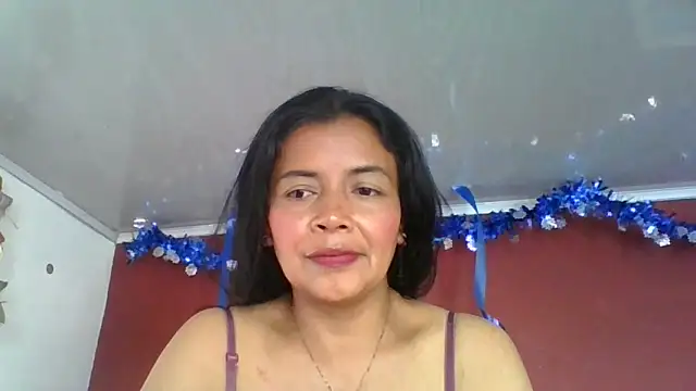 Snapshot of DianaOchoa_ chatting on 11/21/25, 08:08 DianaOchoa online show from 11/21/25, 08:08