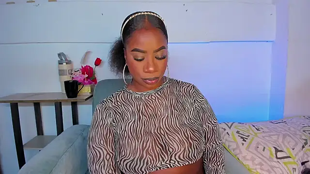 Keily-w online show from 02/14/26, 04:23