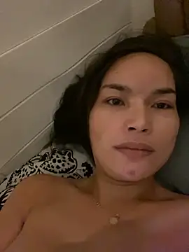 Queen Of all Media online show from 09/25/25, 08:53