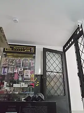 candy  fox  online show from 11/19/25, 01:00