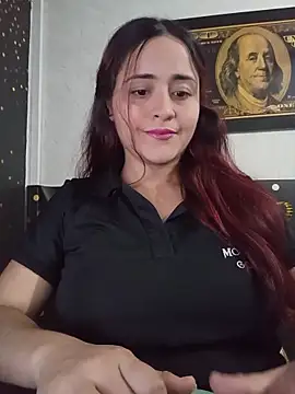 candy  fox  online show from 11/20/25, 02:40