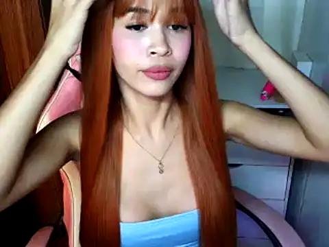 sweetleigh18 online show from 12/02/25, 04:19