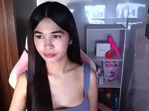 sweetleigh18 online show from 10/30/25, 09:55