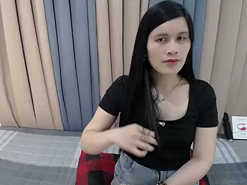 pinay amaliax online show from 04/19/26, 10:49