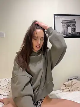 goodgirldevil online show from 02/09/26, 08:18