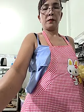 Tina 2pp online show from 12/17/25, 01:54