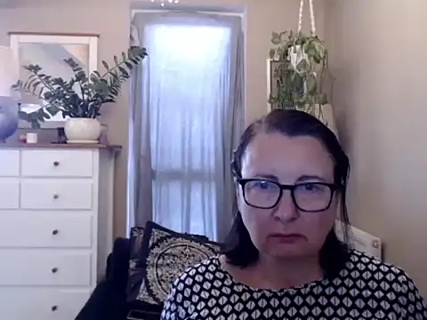 MaryHoney5 online show from 09/10/25, 12:15
