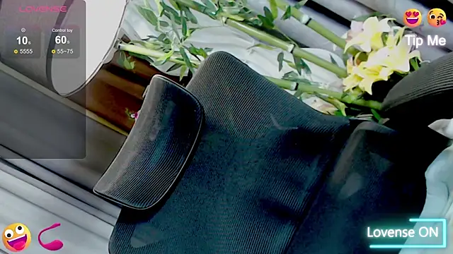 ts catalheya14 online show from 10/14/25, 03:56