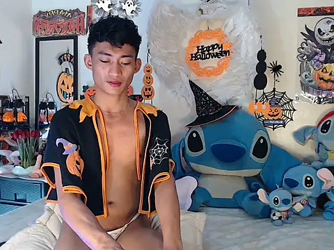 good boy in bed online show from 11/04/25, 10:02