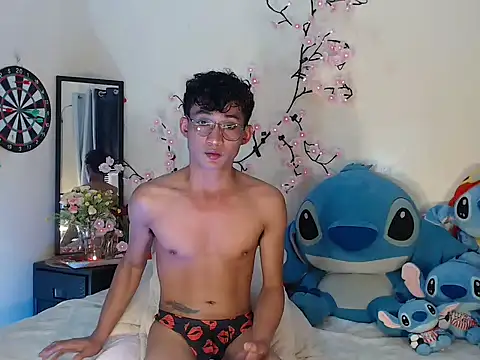 good boy in bed online show from 03/27/26, 04:08