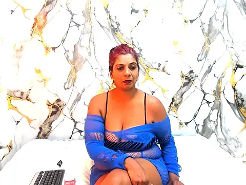 Snapshot of indianerotica69 chatting on 09/10/25, 05:50 indianerotica69 online show from 09/10/25, 05:50